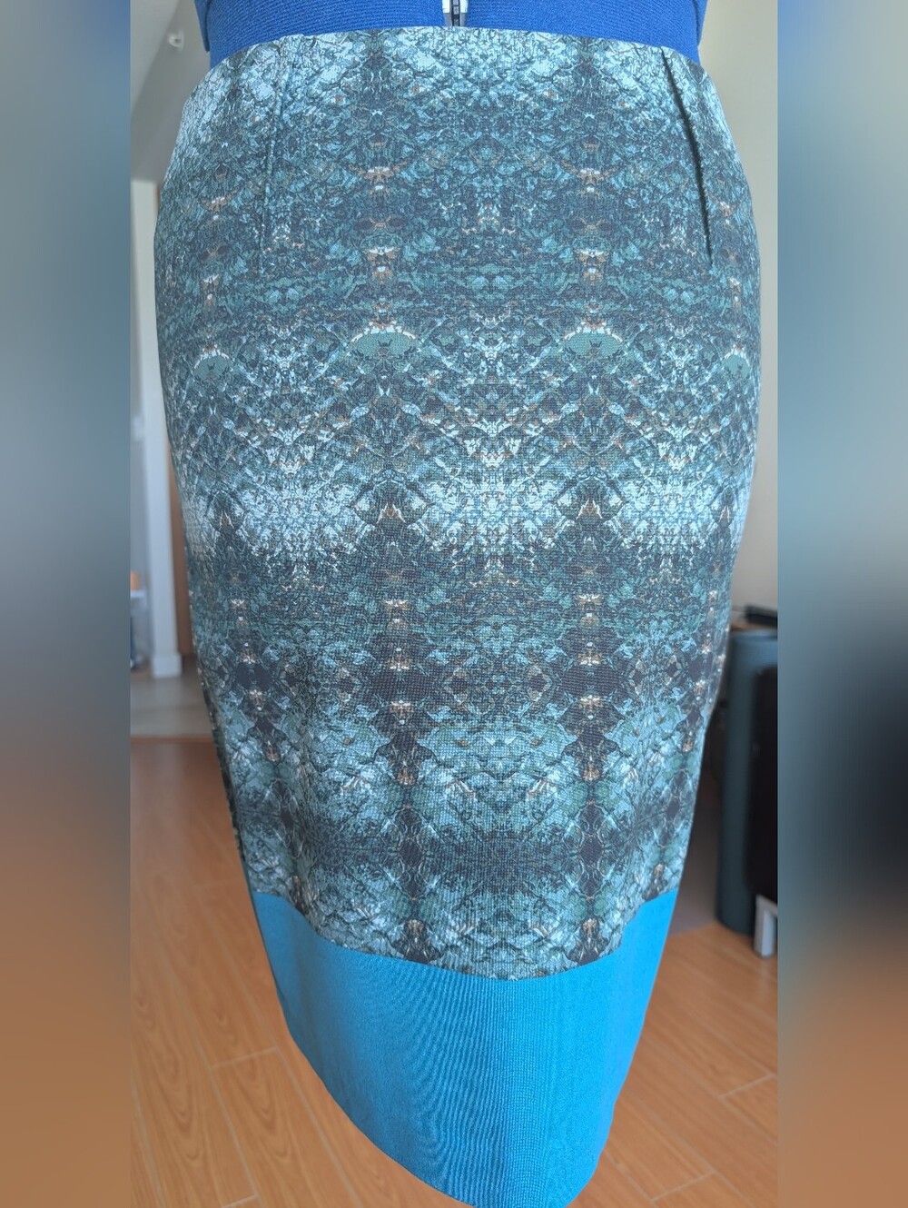 Blue Patterned Pencil Skirt